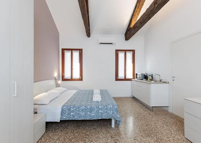 Accogliente Monolocale Veneziano2 Aria Condizionata, Vicino A Campus E Stazione